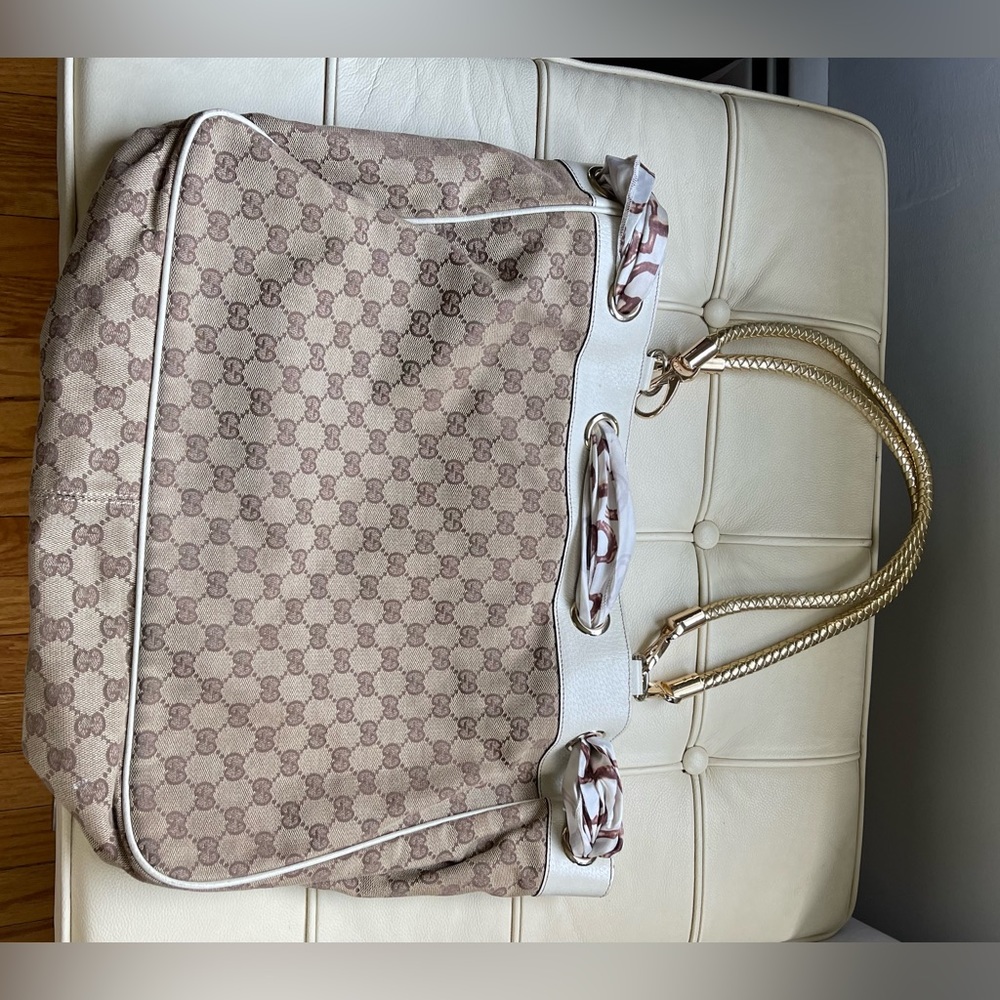 Authentic Gucci Bag. Beautiful! - Picture 8 of 15